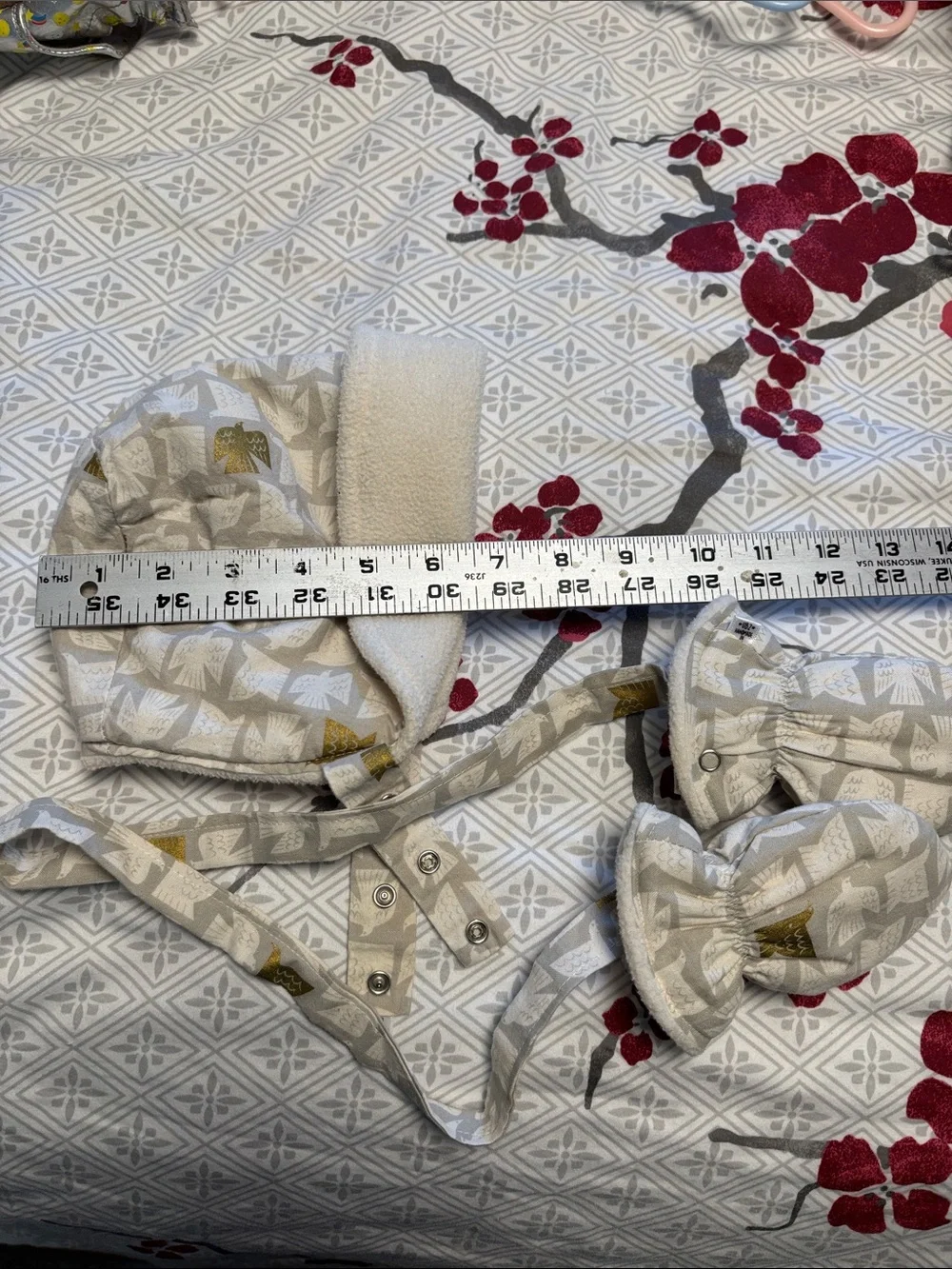 Urban baby bonnet fleece lined winter bonnet size 6mos w matching mittens